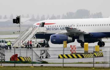 Αναγκαστική προσγείωση αεροσκάφους της ΒΑ στο Αμστερνταμ έπειτα από απειλή για επίθεση