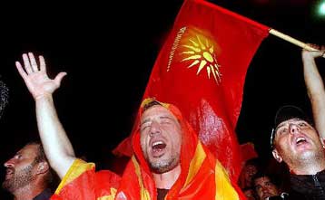 Μποϊκοτάζ στο κρίσιμο δημοψήφισμα του Νοεμβρίου στην ΠΓΔΜ ζητά και ο Τζαφέρι