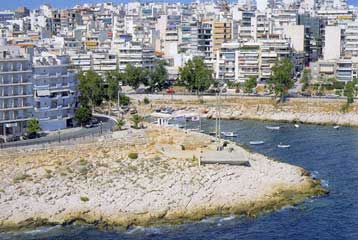 Ανάπλαση της Πειραϊκής για ανάδειξη του Κονώνειου Τείχους