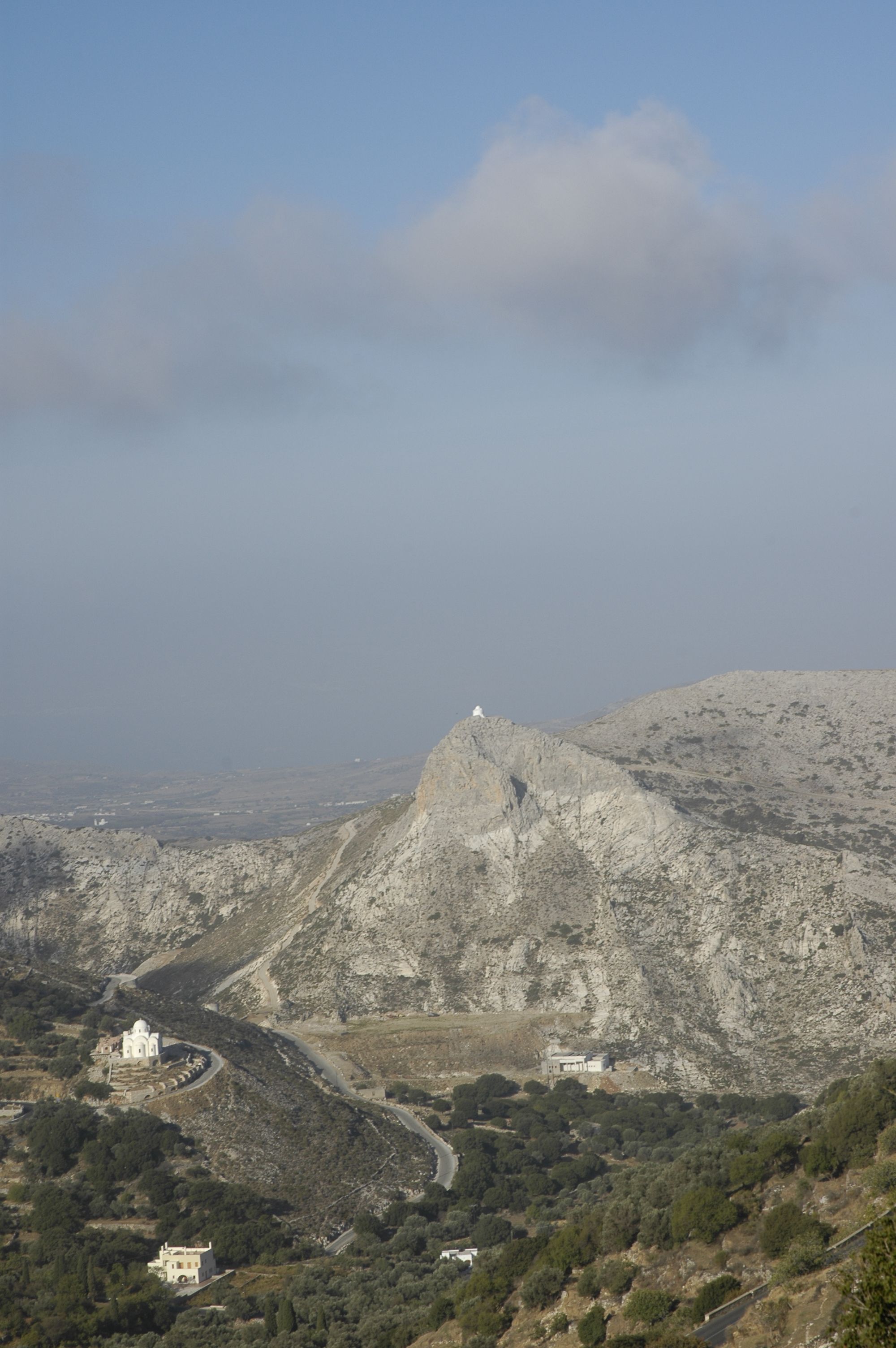 Φιλότι Νάξου, στα πόδια του Ζα