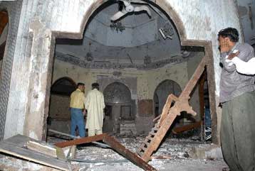 Έκρηξη βόμβας με 18 νεκρούς σε σιιτικό τέμενος του ανατολικού Πακιστάν