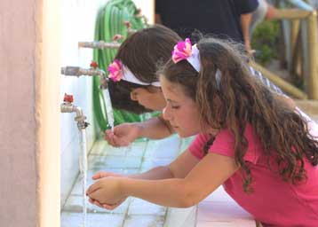 Δυσαρεστημένοι οι Θεσσαλονικείς από την ποιότητα του νερού της βρύσης