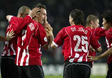 «Τριάρες» στην Ολλανδία για Αϊντχόφεν, Βίλεμ, Μπρέντα και Ρόντα