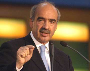 Προβλήματα στην επικοινωνιακή πολιτική της κυβέρνησης εντοπίζει ο γραμματέας της ΝΔ