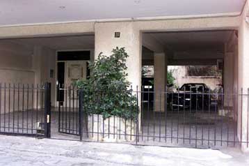 Αναστέλλεται το ΠΔ για τα υποχρεωτικά πάρκινγκ σε νέες οικοδομές