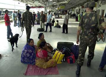 Νέες επιθέσεις ανταρτών στη νοτιοανατολική Ινδία με έξι νεκρούς