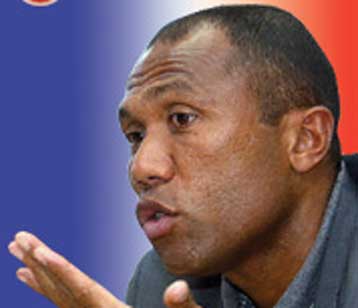 Απολύθηκε από τη Στρασμπούρ ο Κομπουαρέ, που είχε απασχολήσει τον Ολυμπιακό