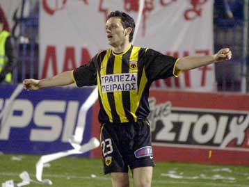 Ήταν lucky ο Λάκης, στο ντεμπούτο του η Κρίσταλ Πάλας πέτυχε την πρώτη νίκη της