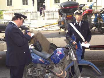 Στα ΕΛΤΑ θα εξοφλούνται τα πρόστιμα της Τροχαίας