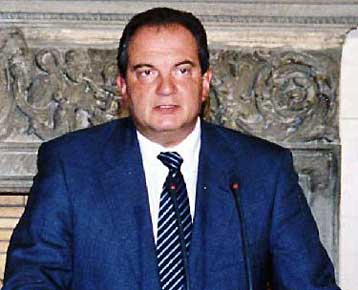 Προ ημερησίας διατάξεως συζήτηση στη Βουλή για την παιδεία ζήτησε ο πρωθυπουργός