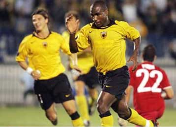 Η πρόκριση περνάει από τη Ρωσία, εκτιμά ο Σάντος-Καθοριστικό το ματς με τη Ζενίτ