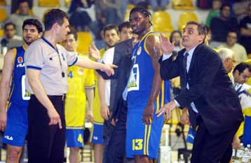 Διάσταση απόψεων στο ΔΣ του Περιστερίου για τη συμμετοχή στην Α1 μπάσκετ