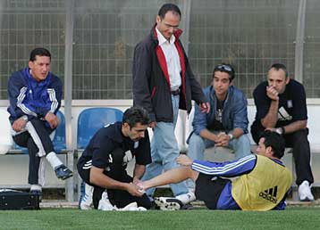 Οι τραυματισμοί Χαριστέα, Λάκη «πονοκεφαλιάζουν» τον Ρεχάγκελ εν όψει Ουκρανίας