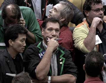 Απώλειες σε Γουόλ Στριτ και ευρωπαϊκά χρηματιστήρια την Πέμπτη