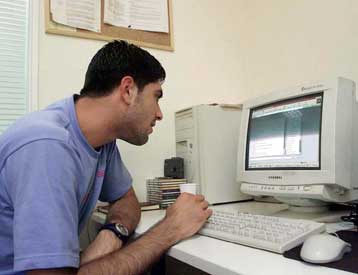 Αρση του απορρήτου των κάθε είδους επικοινωνιών και επιστολών για λόγους ασφαλείας