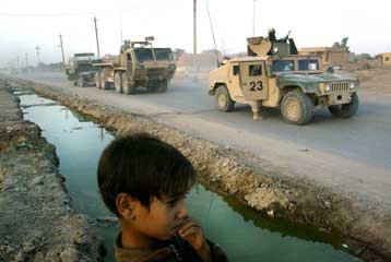 Από τη Δευτέρα η παράδοση οπλισμού των σιιτών του Αλ Σαντρ