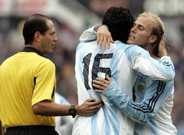 Εύκολες νίκες για Βραζιλία και Αργεντινή