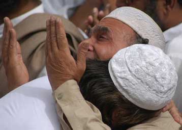 Τρεις νεκροί από έκρηξη σε τέμενος στο Πακιστάν