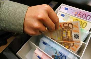 Αύξηση 23% στα 8,8 δισ. ευρώ του ελλείμματος του προϋπολογισμού στο οκτάμηνο