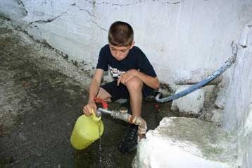 Αλλεπάλληλα κρούσματα γαστρεντερίτιδας στη Ναύπακτο από μόλυνση του πόσιμου νερού