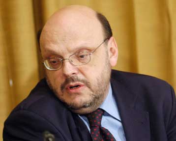 Σκέψεις για γυναικεία υποψηφιότητα για την Προεδρία από κυβέρνηση και ΠΑΣΟΚ