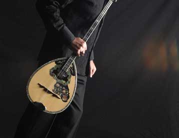 Η Ύδρα υποδέχεται την Τετάρτη το συνέδριο για το ρεμπέτικο τραγούδι