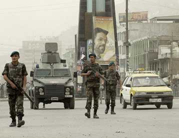 Αίτημα ΗΠΑ να αναλάβει το ΝΑΤΟ ενισχυμένο ρόλο στο Αφγανιστάν – Αντίδραση Βερολίνου