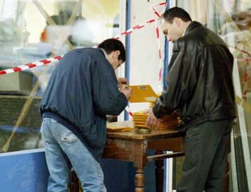 Στο αρχείο η υπόθεση των προεκλογικών δυσφημιστικών φυλλαδίων