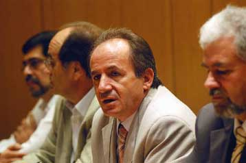 Στο πλευρό της ΓΣΕΕ τα ευρωπαϊκά συνδικάτα για το ζήτημα των συμβασιούχων