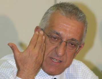 Εντός 2004 το νομοσχέδιο για τις διοικητικές υπηρεσίες του ΕΣΥ