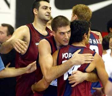 Καραγιάννης στον πάγκο, Σταυρακόπουλος στο παρκέ για το Περιστέρι