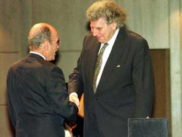 Και πάλι αντιδράσεις από τις νέες πρωτοβουλίες του Παιδαγωγικού Ινστιτούτου