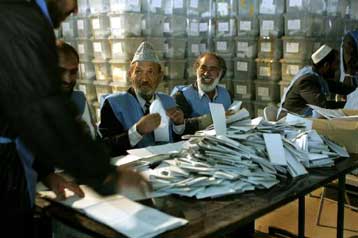 Ξεκίνησε η καταμέτρηση των ψήφων από τις εκλογές στο Αφγανιστάν