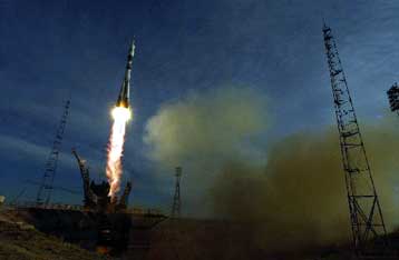 Σε πορεία για τον Διεθνή Διαστημικό Σταθμό το νέο πλήρωμά του