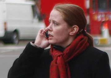 Κίνδυνος όγκων στο ακουστικό νεύρο για τους χρήστες κινητών τηλεφώνων