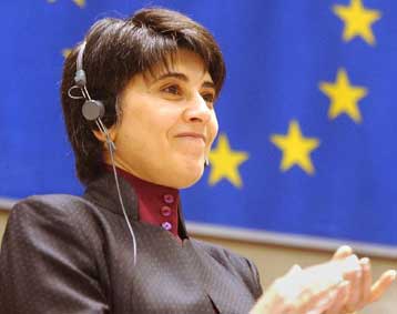 Με καθυστέρηση εννέα ετών η απονομή του βραβείου Ζαχάροφ στην Λεϊλά Ζάνα