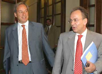 «Όχι» λέει η κυβέρνηση στο επίδομα θέρμανσης, παρά τις ανατιμήσεις του πετρελαίου