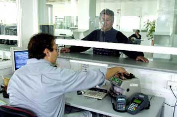 Φορολογικό συγχωροχάρτι σε μεγαλοοφειλέτες του Δημοσίου