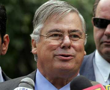 Παρέμβαση Έβερτ για ανεργία και επενδύσεις