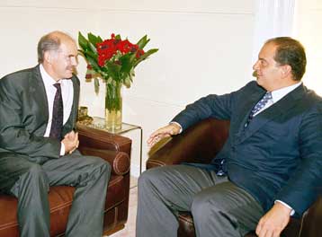 Συγκλίνουν ΠΑΣΟΚ και ΝΔ στο πρόσωπο του Προέδρου της Δημοκρατίας