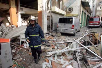 Ισχυρή έκρηξη από διαρροή αερίου σε εστιατόριο στο κέντρο της Αθήνας