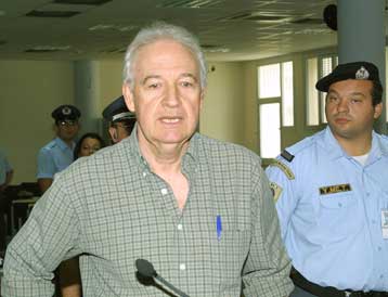 Σε απεργία πείνας από το Σάββατο και ο Αλέξανδρος Γιωτόπουλος