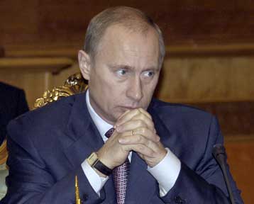 Στο πλευρό του Αμερικανού προέδρου τάχθηκε εμμέσως πλην σαφώς ο Ρώσος ηγέτης