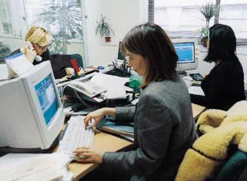 «Μονόδρομος» η αύξηση της παραγωγικότητας στο Δημόσιο, λέει το ΚΕΠΕ