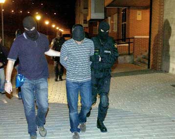 Στα χέρια των ισπανικών Αρχών επτά ύποπτοι ισλαμιστές που σχεδίαζαν επίθεση