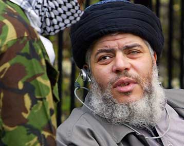 Βαριές κατηγορίες απήγγειλε η βρετανική δικαιοσύνη εις βάρος του ριζοσπάστη ιμάμη