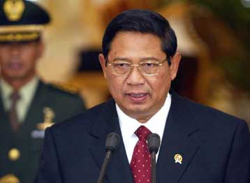 Με δεσμεύσεις κατά διαφθοράς-τρομοκρατίας η ορκωμοσία του προέδρου της Ινδονησίας