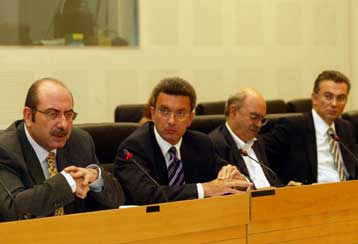 Κλίμα σύμπνοιας για την ανάγκη θεσμικής οχύρωσης έναντι της διαπλοκής