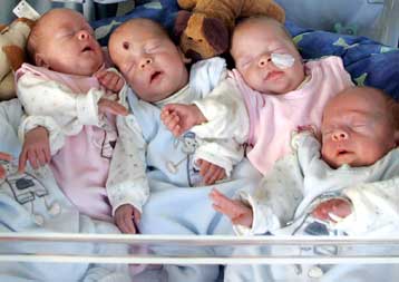 Το οικογενειακό περιβάλλον «δείχνει» ακόμα το φύλο του παιδιού, λένε οι Αμερικανοί