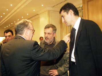 Σταθερή βελτίωση παρουσιάζει η κατάσταση της υγείας του Φίλιππου Συρίγου